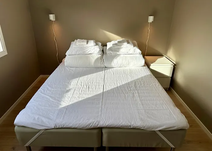 Modern Central Apartment Apt 204